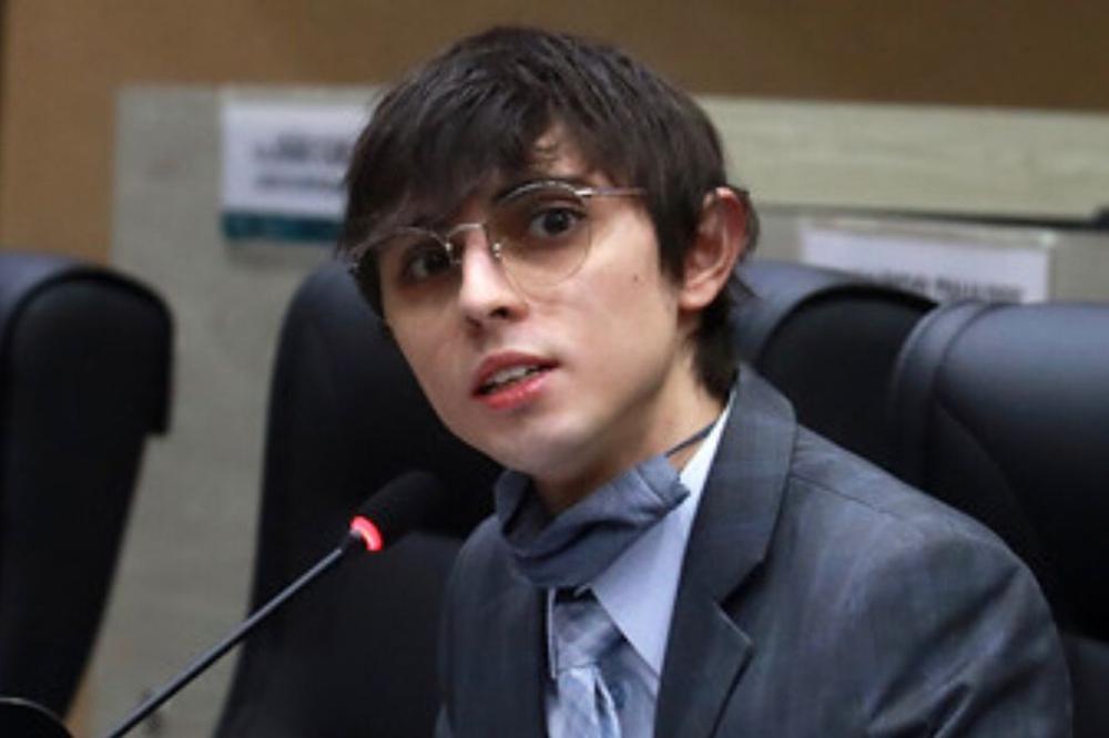 Amom Mandel envia carta-compromisso aos candidatos ao governo do Amazonas, Wilson e Eduardo