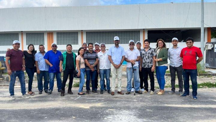 Comissão visita obra do Dimicro