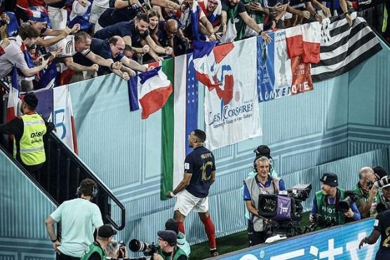 Mbappé, um herói inesperado no Uzbequistão