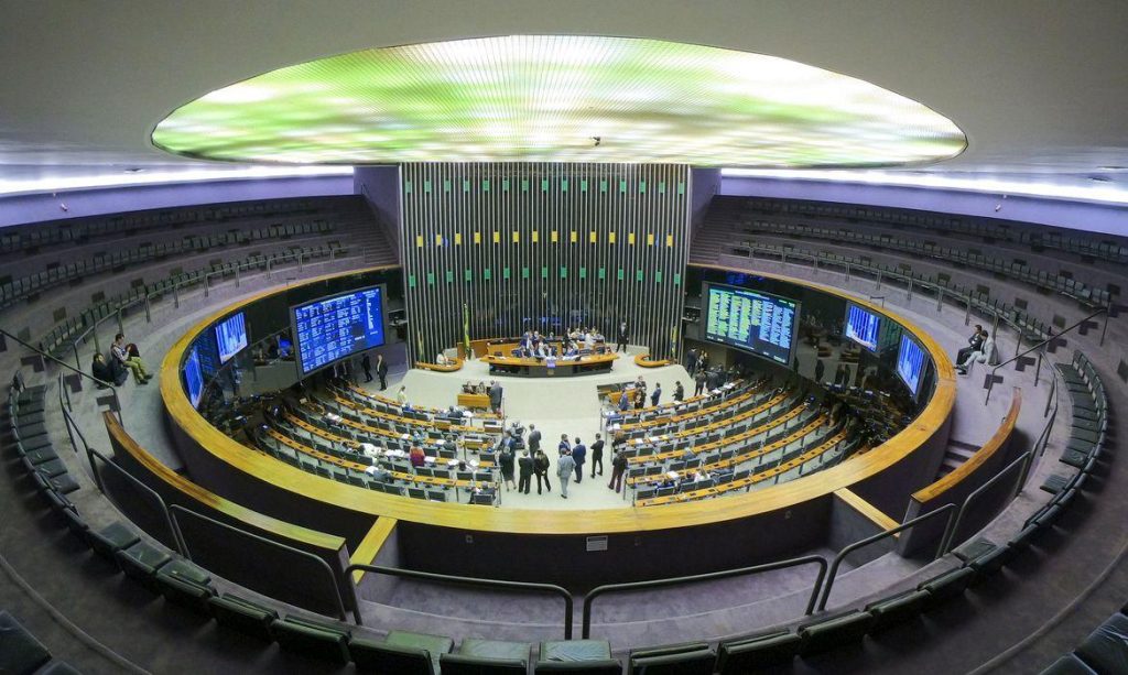 PEC da Transição é aprovada na Câmara dos Deputados