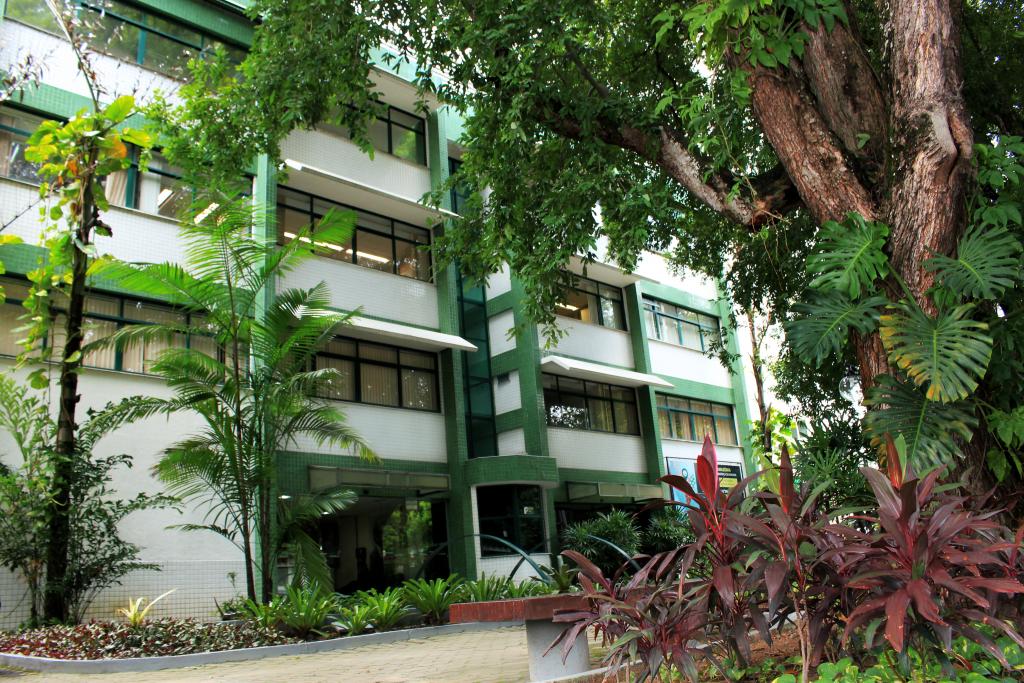 Fiocruz Amazônia atinge 10 mil genomas depositados do SARS-CoV-2