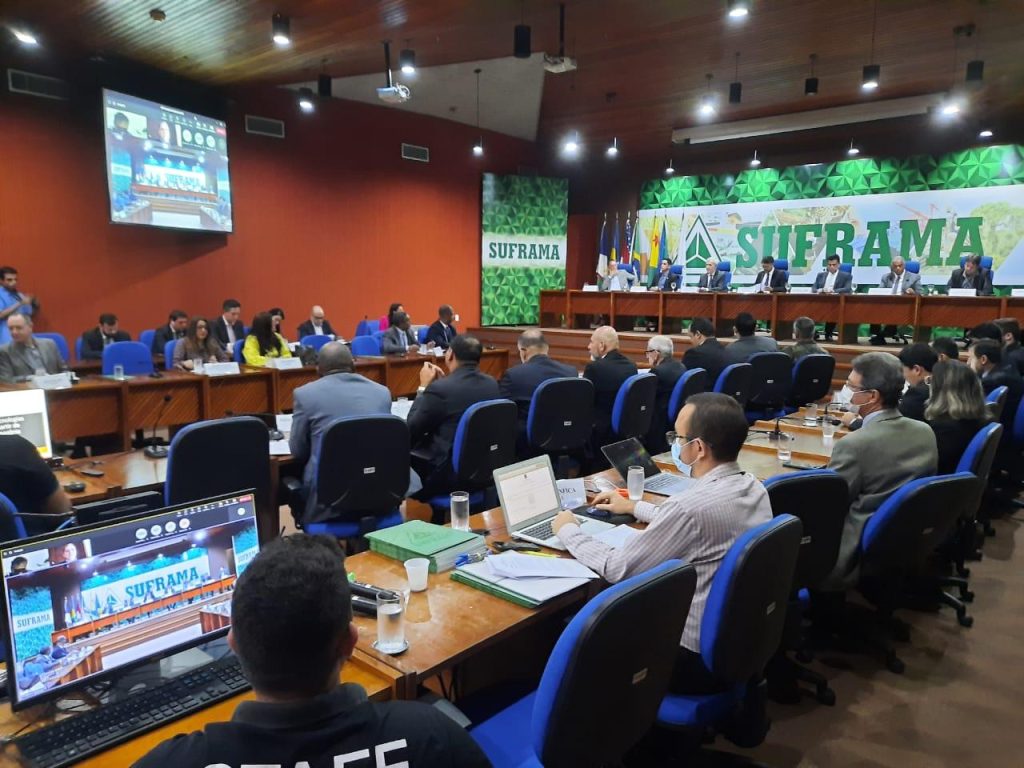 Em busca de um superintendente para a Suframa