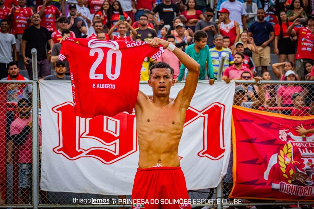 Princesa vence Rio Negro e assume a liderança do Campeonato Amazonense