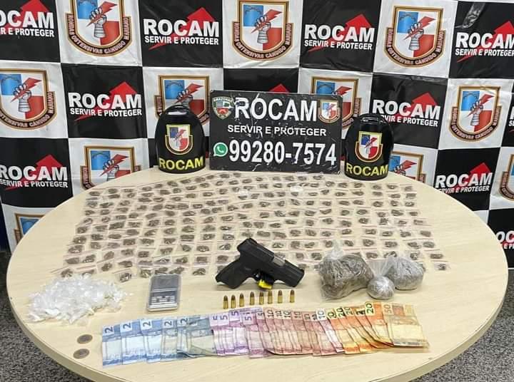 Um jovem e dois adolescentes são detidos com drogas, arma, munições e dinheiro