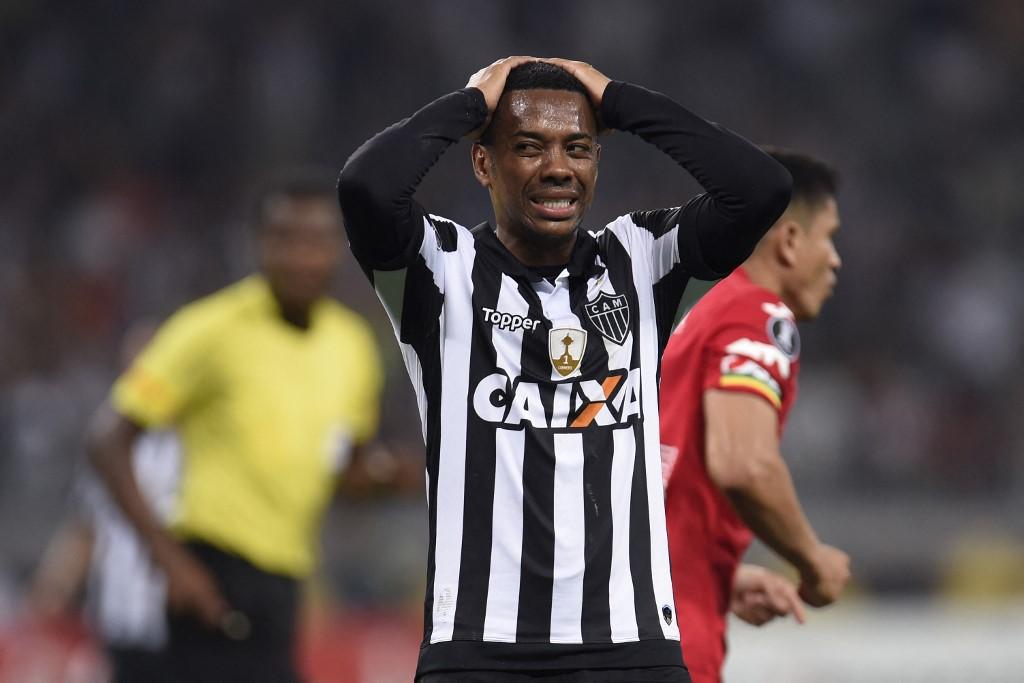 Justiça italiana quer que Robinho cumpra pena no Brasil