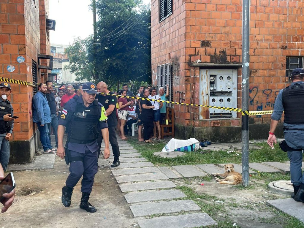 Homem é morto com mais de dez tiros no bairro Morro da Liberdade