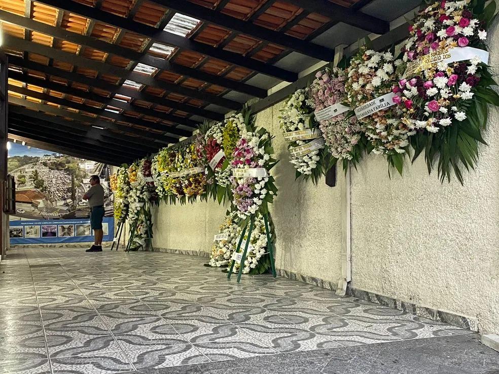 Crianças assassinadas em ataque são veladas em Blumenau