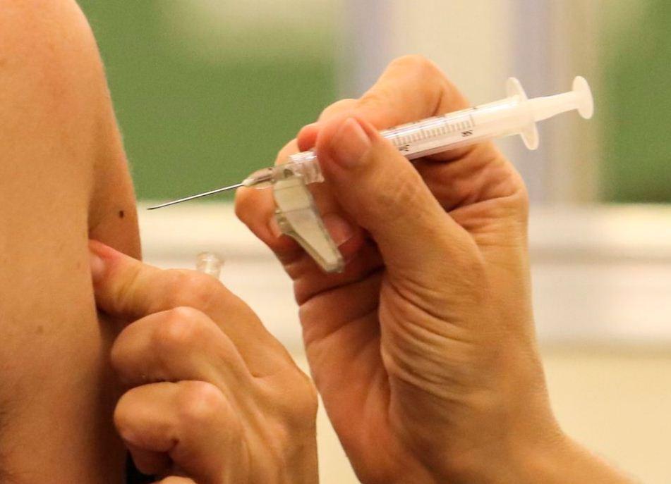 Protegendo a sim mesmo e à sociedade