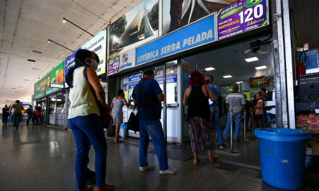 Mega-Sena tem prêmio de R$ 60 milhões neste sábado