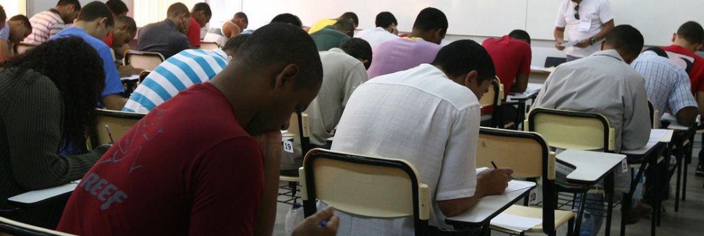 Racistas serão eliminados de concurso