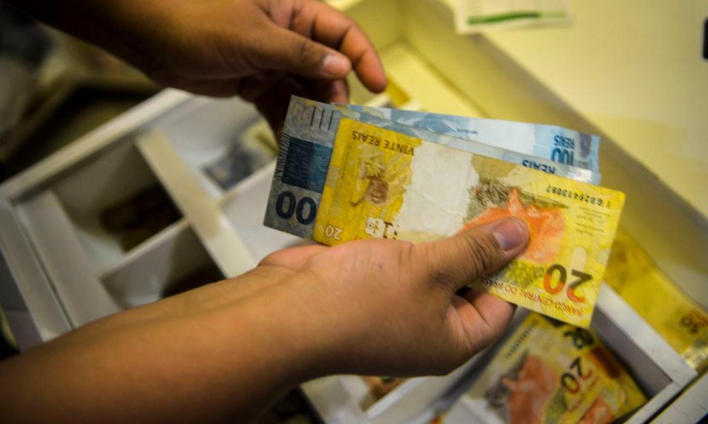 Desenrola será acompanhado de programa de educação financeira