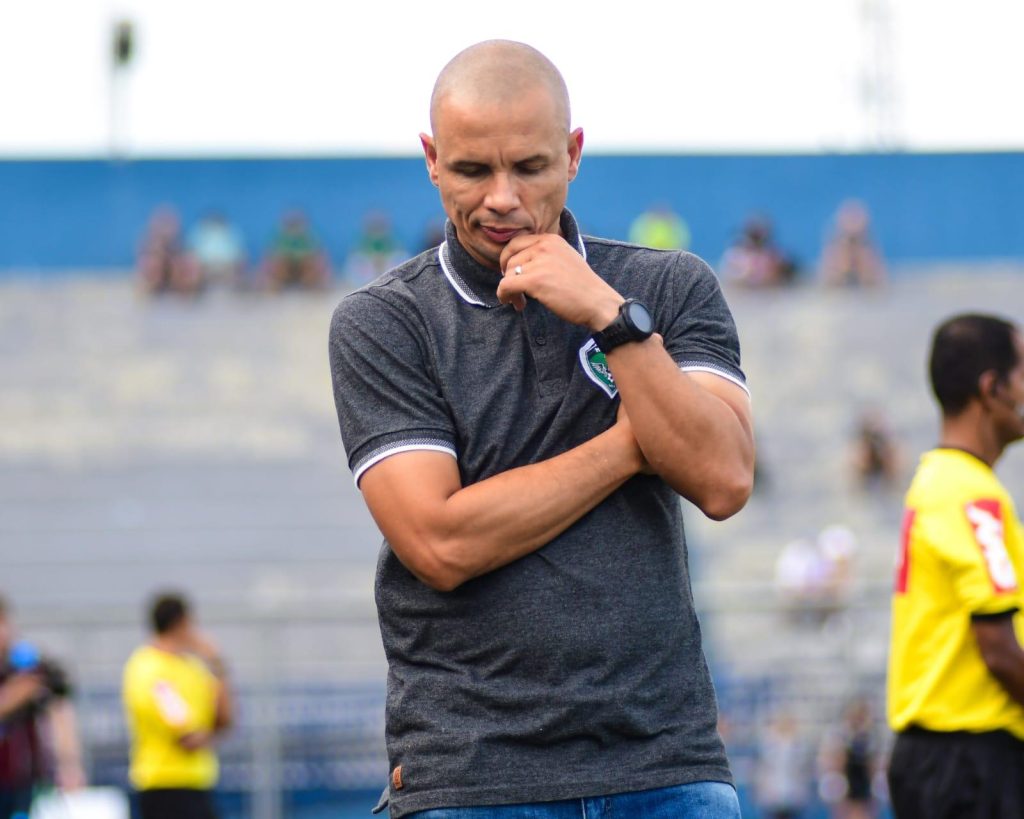 Higo Magalhães é demitido do Manaus
