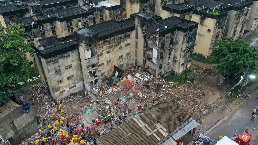 Desabamento de prédio no Grande Recife deixa ao menos 11 mortos