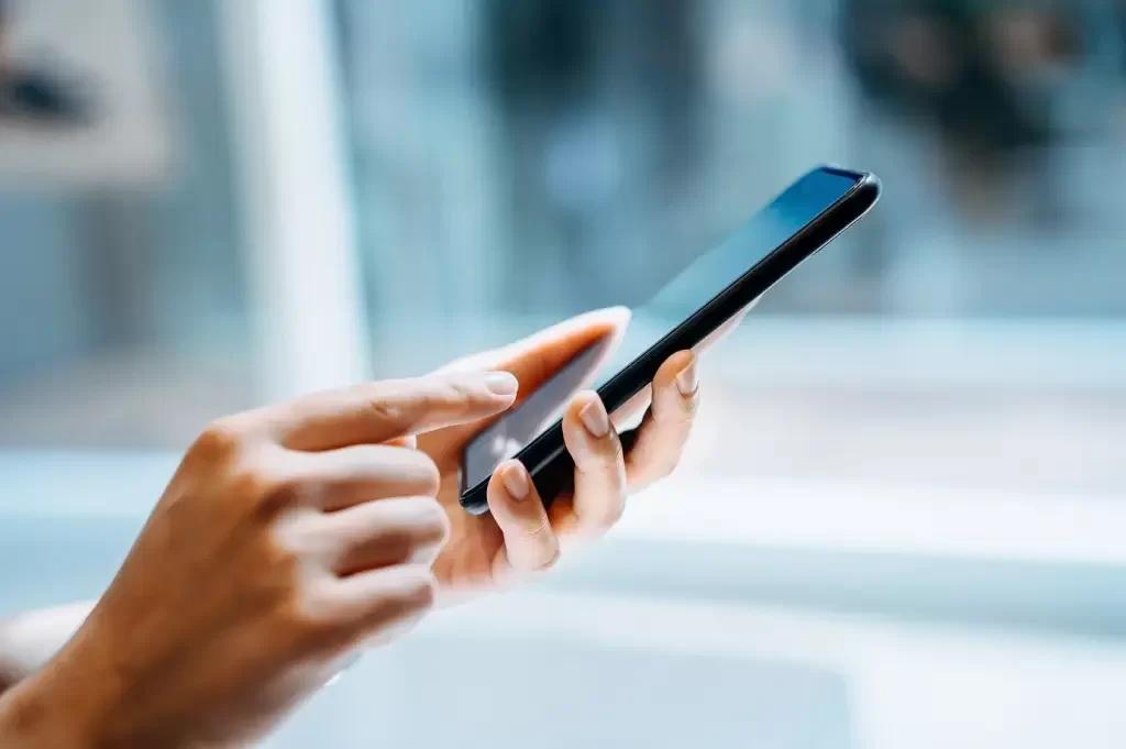 Usuários de Manaus sofrem apagão de internet e telefonia nesta segunda (10)