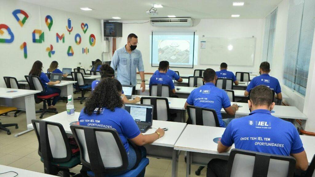 IEL abre 46 vagas para estágio no Amazonas
