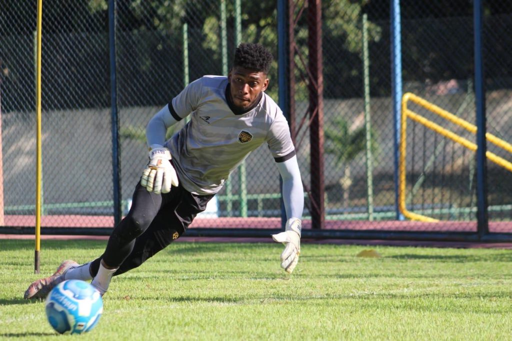 Amazonas FC repatria goleiro