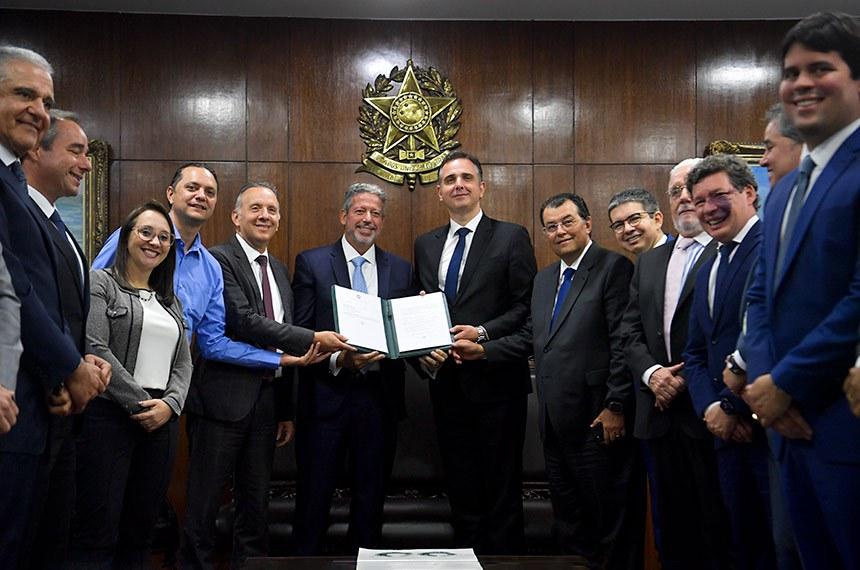 Senado recebe reforma tributária e Eduardo Braga é designado como relator da PEC