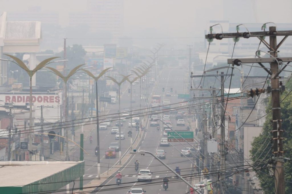 Muita fumaça em Manaus. Qual é a reação?