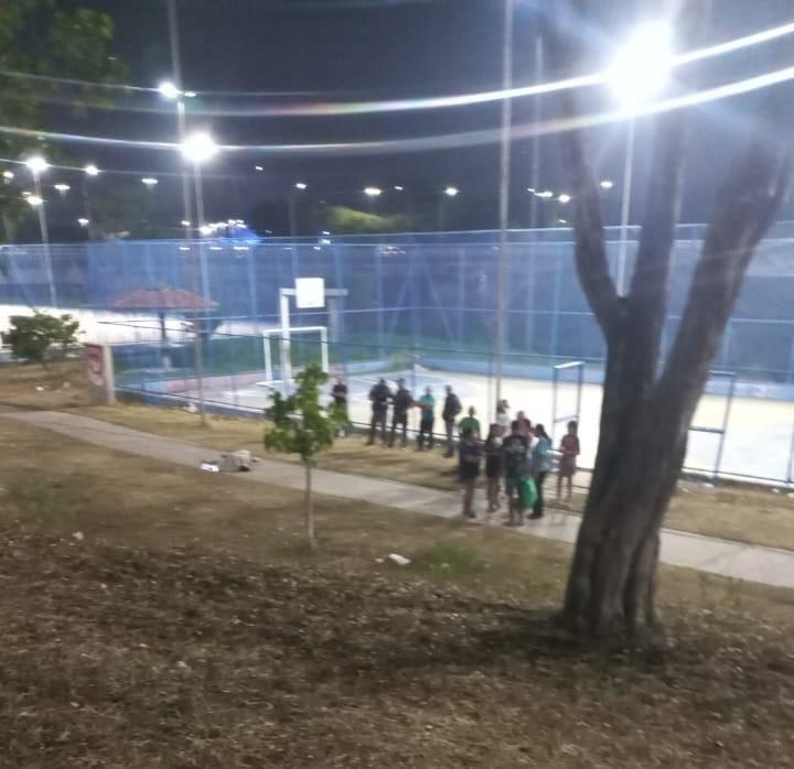 Homicídio: homem de 26 é assassinado próximo à quadra de futebol na zona sul de Manaus