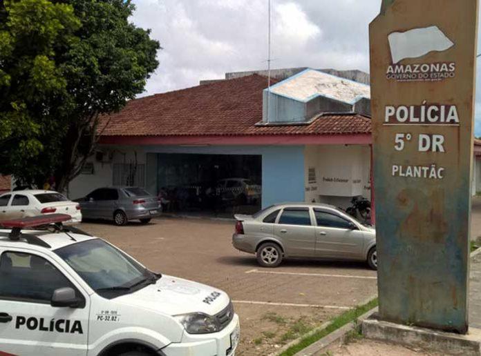 Homem é preso por assassinar mulher