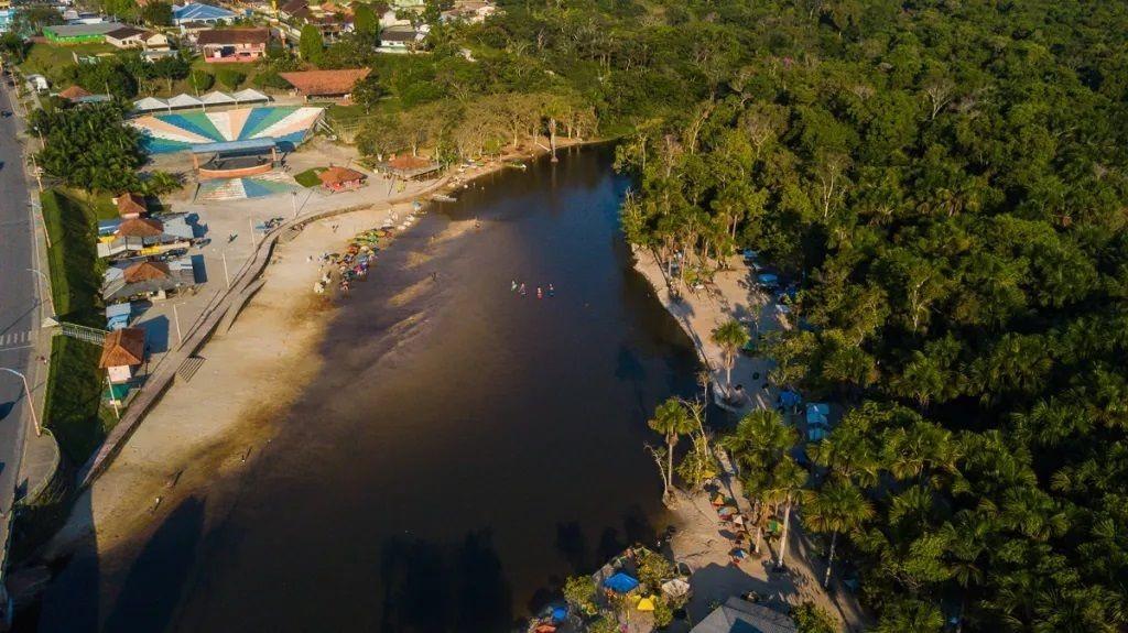 Rio Preto da Eva começa a racionar água por causa da seca extrema