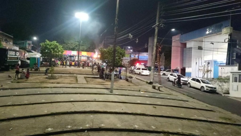 Menino morre eletrocutado em parque de diversões no Mauazinho