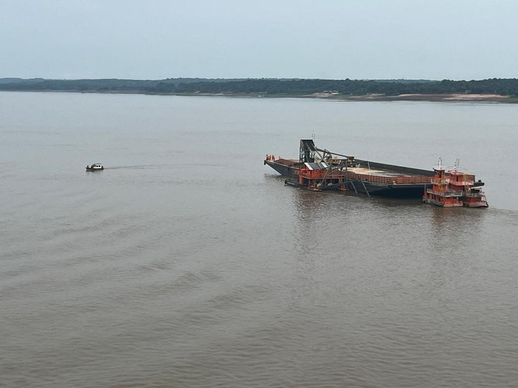 Dragagem no rio Amazonas tem início na costa do Tabocal, próximo a Itacoatiara
