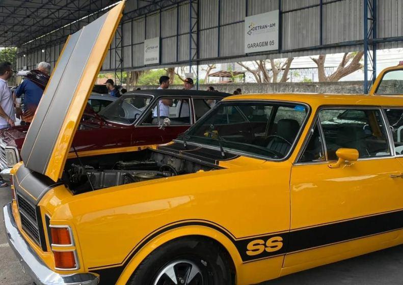 Domingo tem exposição de carros antigos em Manaus