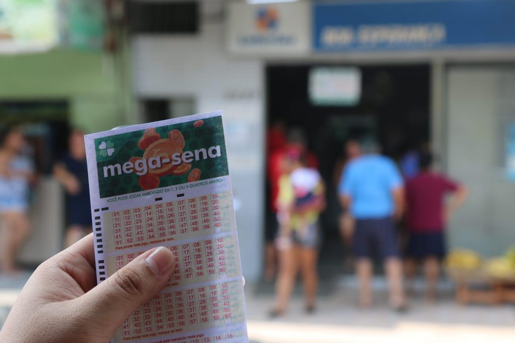 Caixa abre apostas para prêmio histórico da Mega da Virada