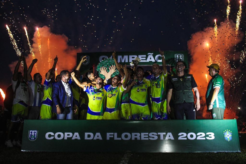 Tefé goleia Urucurituba e se consagra campeão  da Copa da Floresta