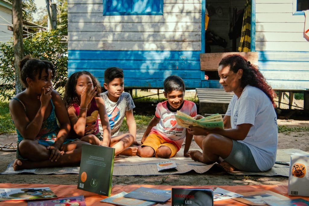 Projeto leva ‘luz de esperança’  para comunidades remotas da Amazônia