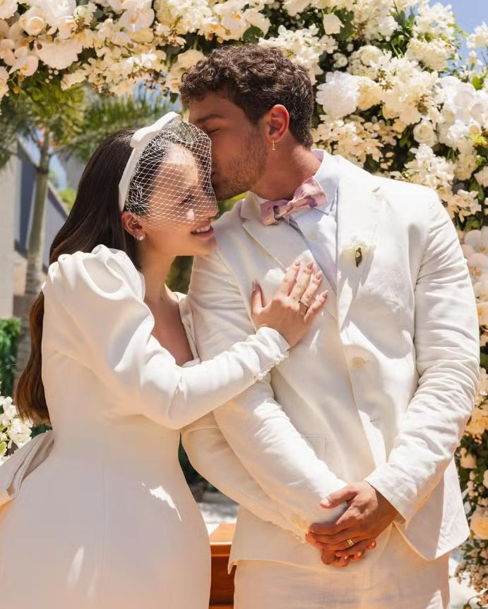 Larissa Manoela e André Luiz se casam