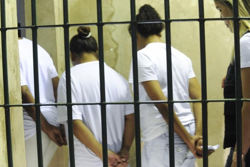 Lei protege mulheres em cárcere