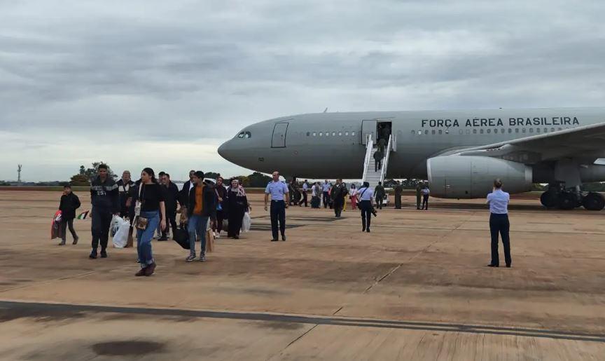 Mais 30 repatriados da Faixa de Gaza chegam ao Brasil