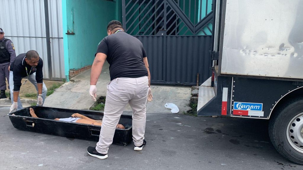 Homem é assassinado com dez tiros no Nova Cidade