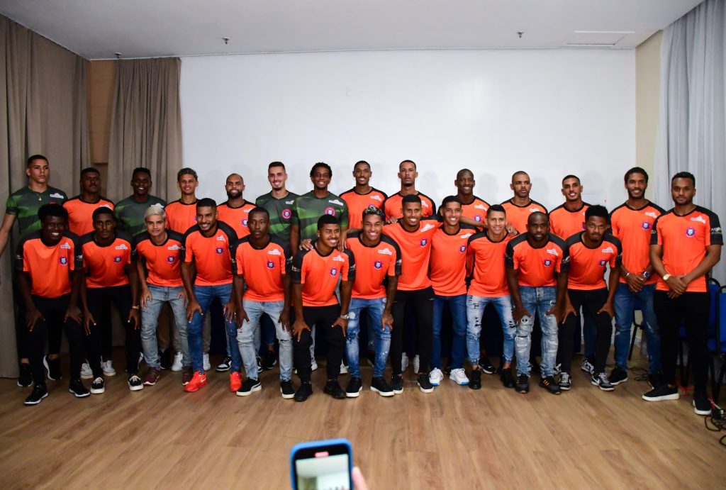 RPE Parintins apresenta elenco com 26 atletas para 2024
