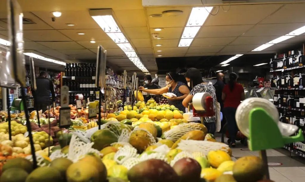 Os preços nos supermercados de Manaus