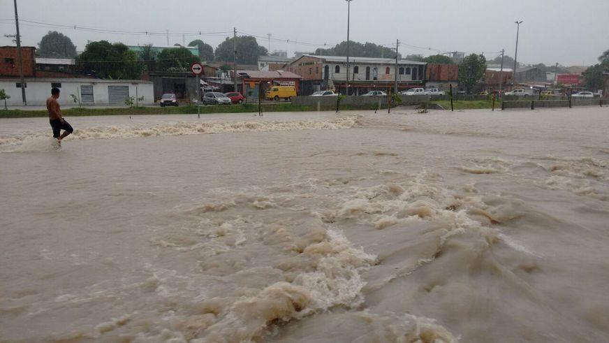 Zonas Norte e Leste foram as mais prejudicadas pela chuva