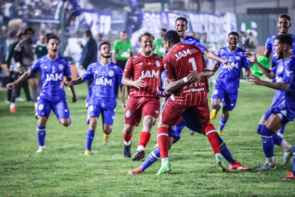 São Raimundo vence nos pênaltis e segue para a final do primeiro turno