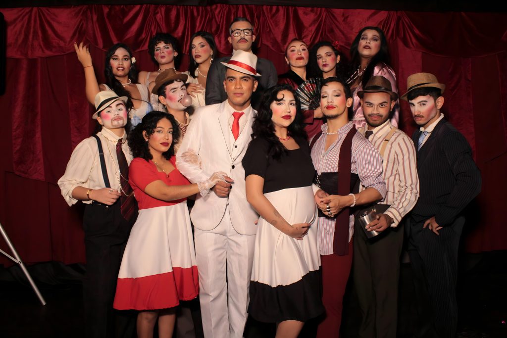 Ópera do Malandro é ovacionada em estreia  no Teatro Amazonas