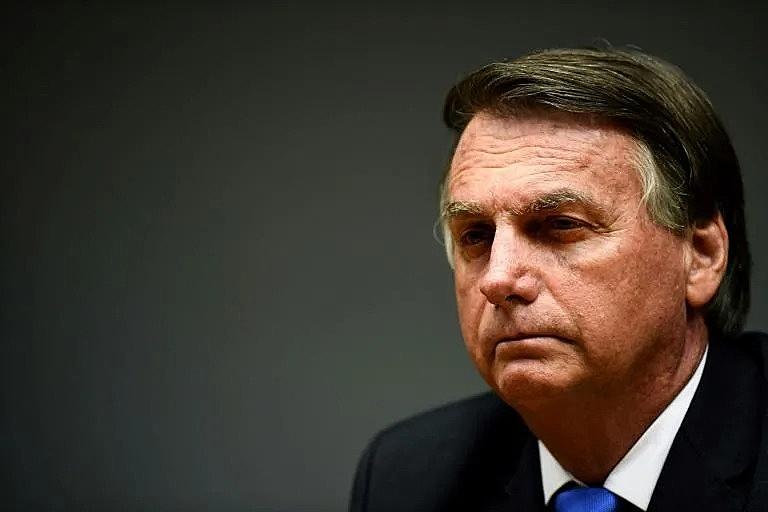 Moraes nega pedido de Bolsonaro para não comparecer a interrogatório