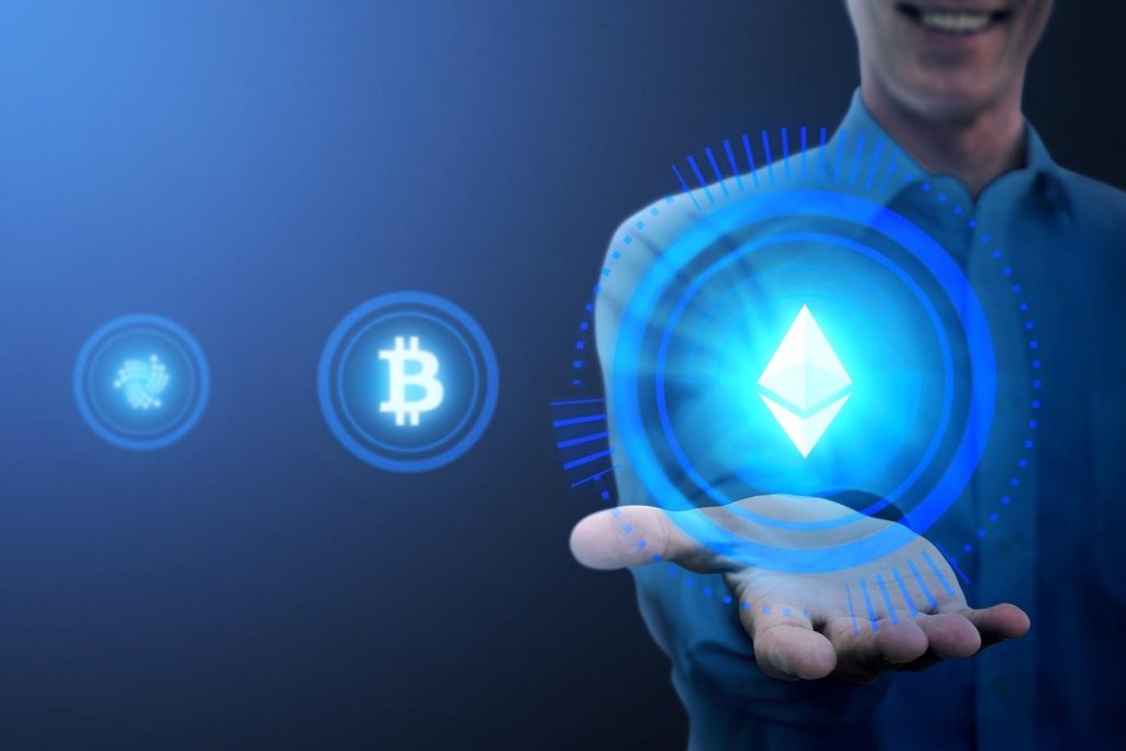 Ethereum: conheça uma das criptomoedas mais famosas do mundo e que rendeu cerca de 43% em 2023