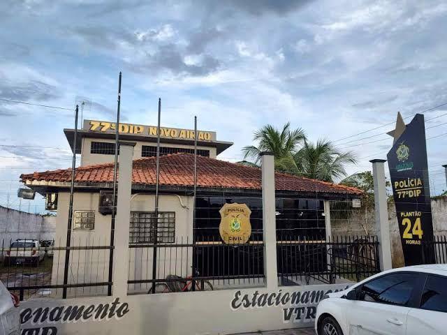 Mulher é encontrada morta com perfurações no corpo e no olho