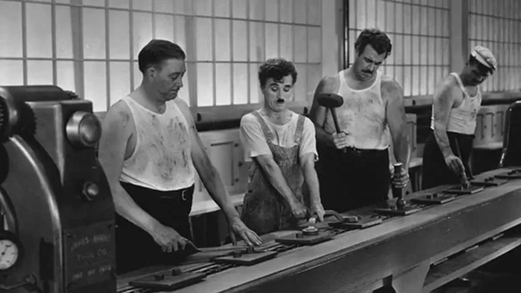 De Chaplin à Monty Python: os filmes de comédias para rir e pensar