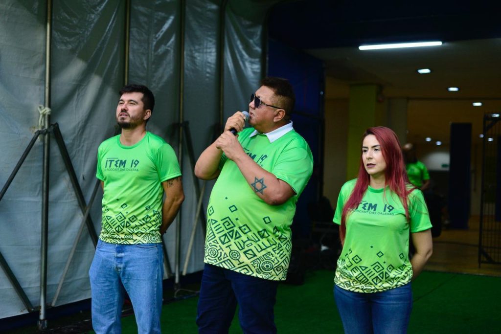 Cerimônia do Peladão tem Davi Assayag e presença do primeiro time campeão da competição