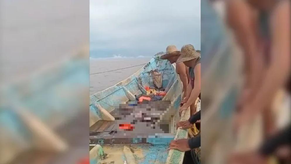 Embarcação é encontrada à deriva com vários corpos em decomposição