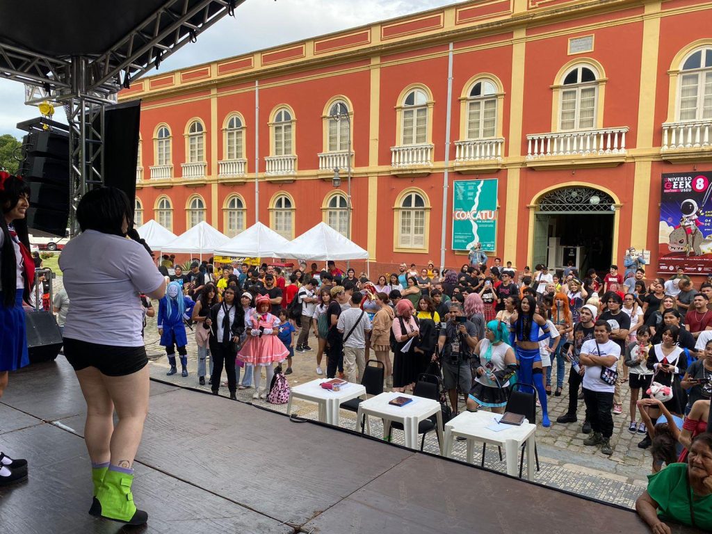 Evento une culturas no Centro de Manaus