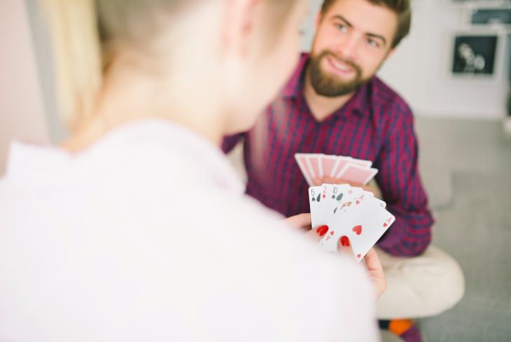 Jogo de carta fácil: opções para sua diversão