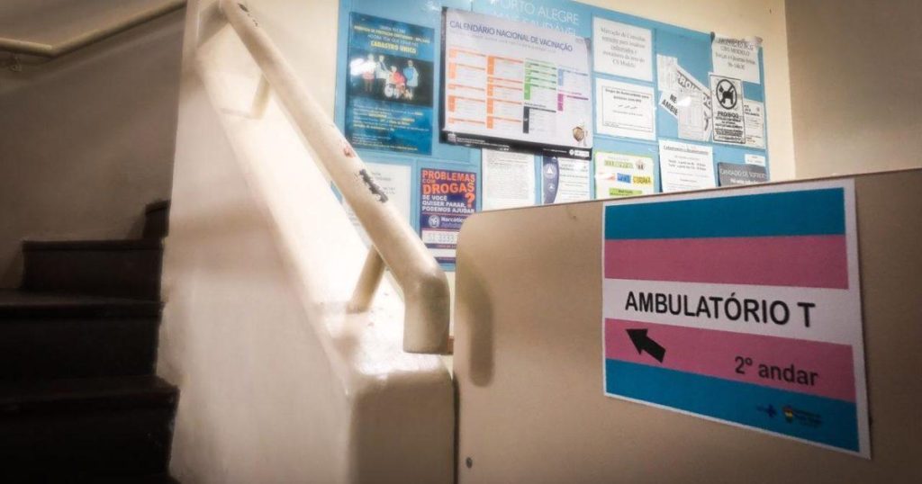 STF retoma julgamento sobre atendimento de pessoas trans no SUS