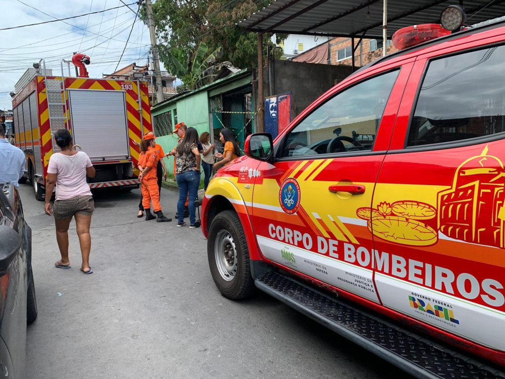 Incêndio que carbonizou idosa começou na cozinha, diz Corpo de Bombeiros